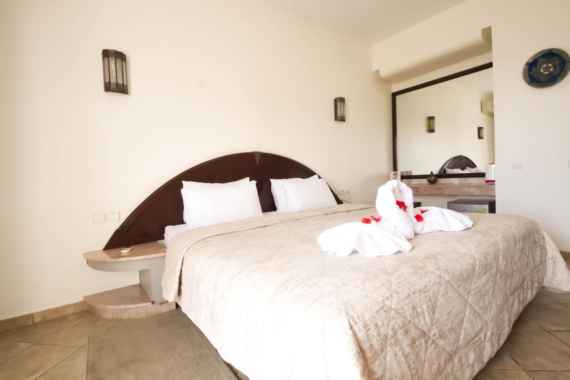 Appart'Hotel Intouriste Agadir Exterior foto